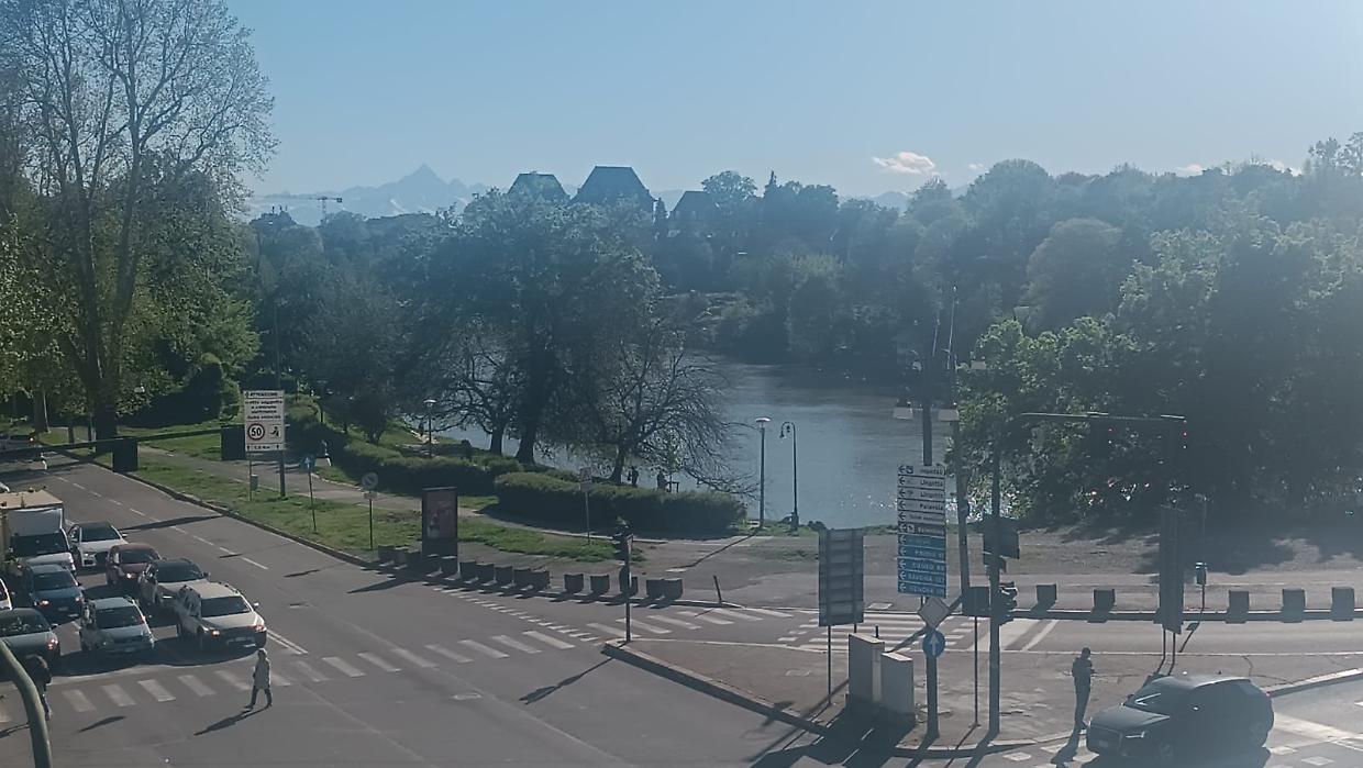 Code interminabili al semaforo: &laquo;Bisogna rivedere i tempi&raquo;