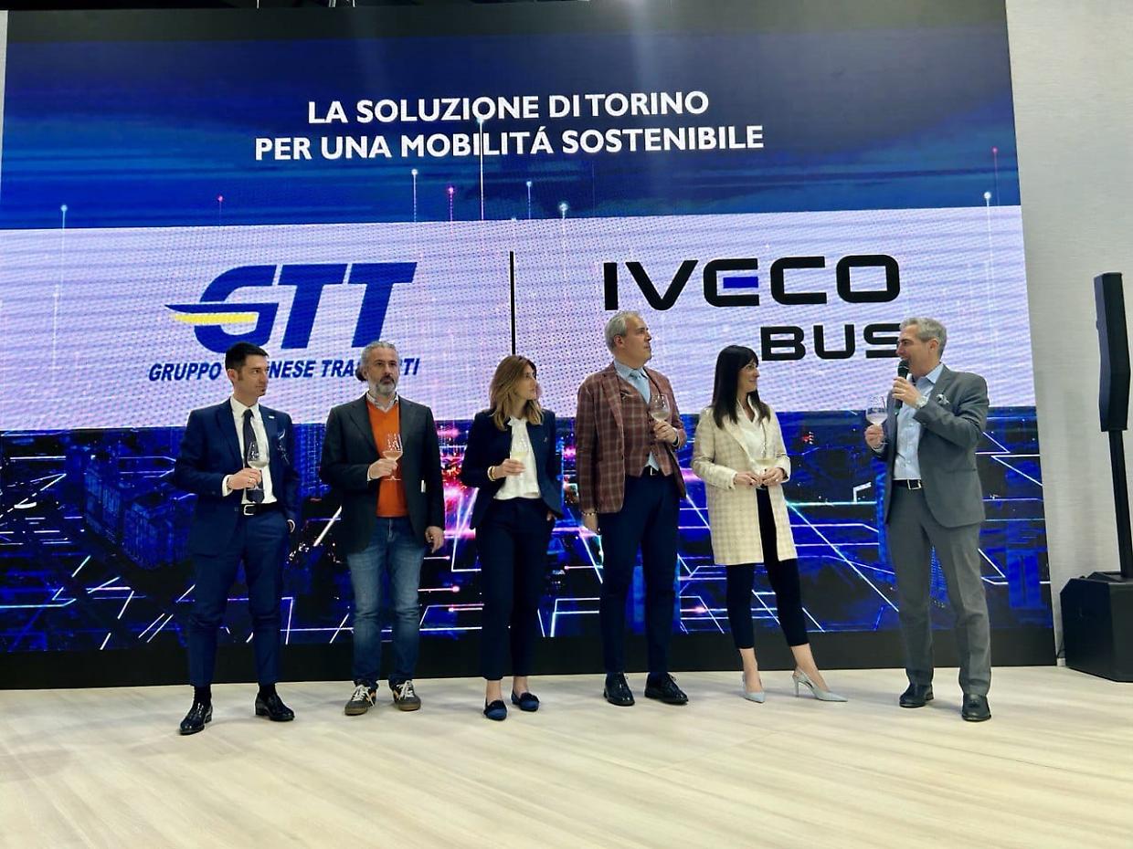 Da Rho a Torino, arrivano 225 autobus elettrici