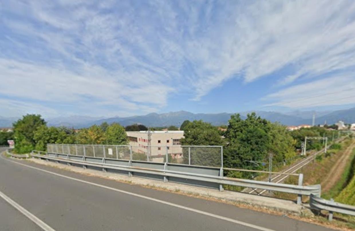 Salvato un minorenne: il ragazzo vagava nella notte sul ponte della ferrovia rischiando di cadere nel vuoto