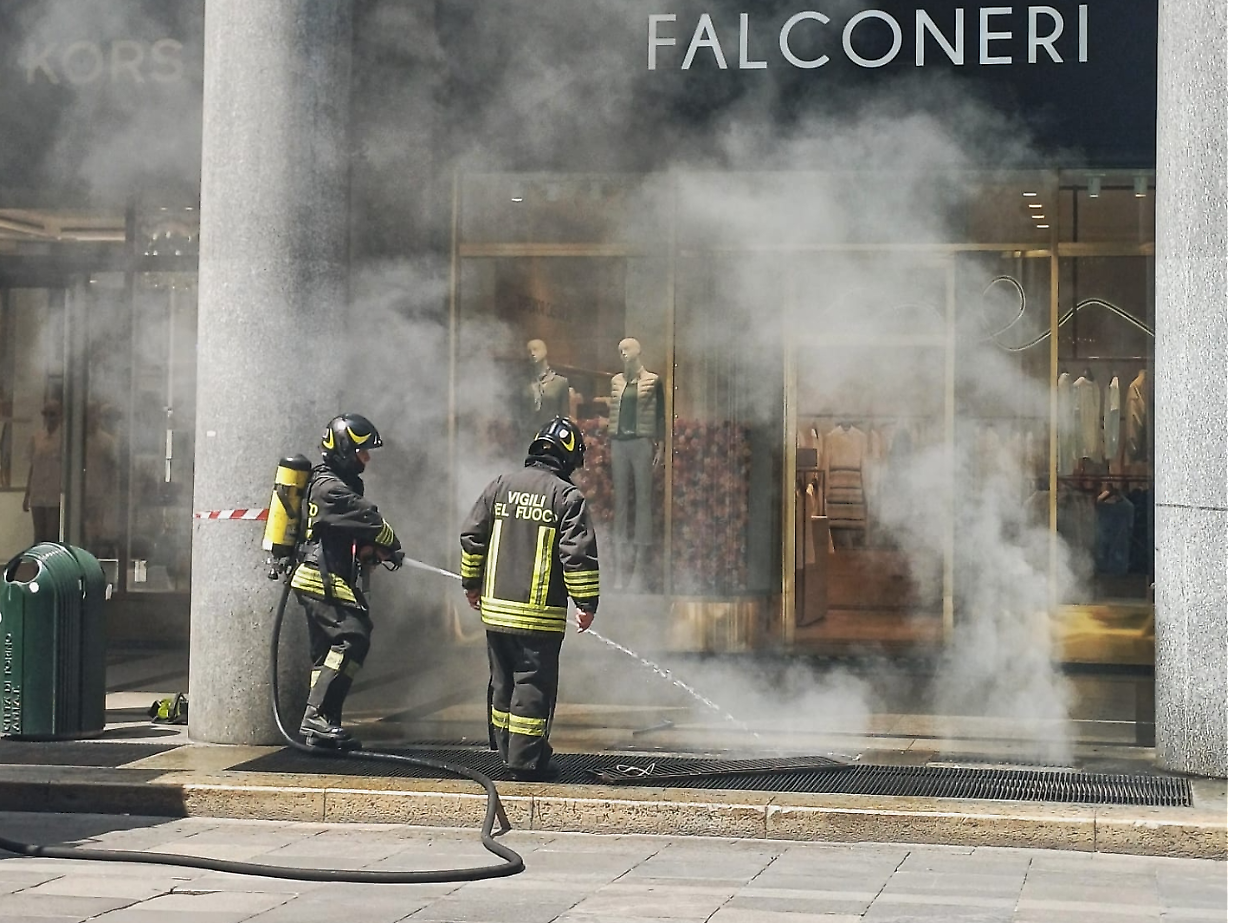 incendio via roma