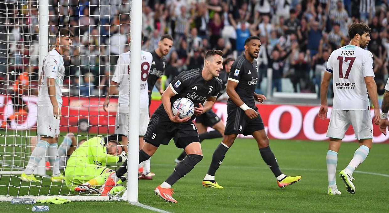 Juve, che incubo: Rabiot la salva al 91°. Allegri: "Con l'Atalanta sarà tutto diverso..."