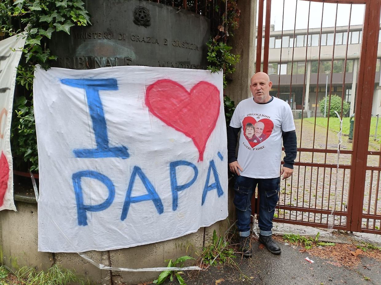 Oscar Maiorano davanti al Tribunale dei Minori
