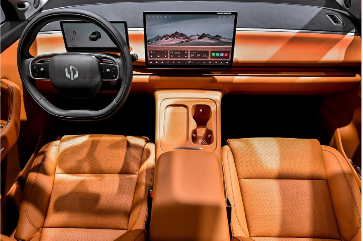 Lusso e tecnologia low cost: sarà la nuova Croma? Quali sono le Fiat cinesi (e quanto costano)