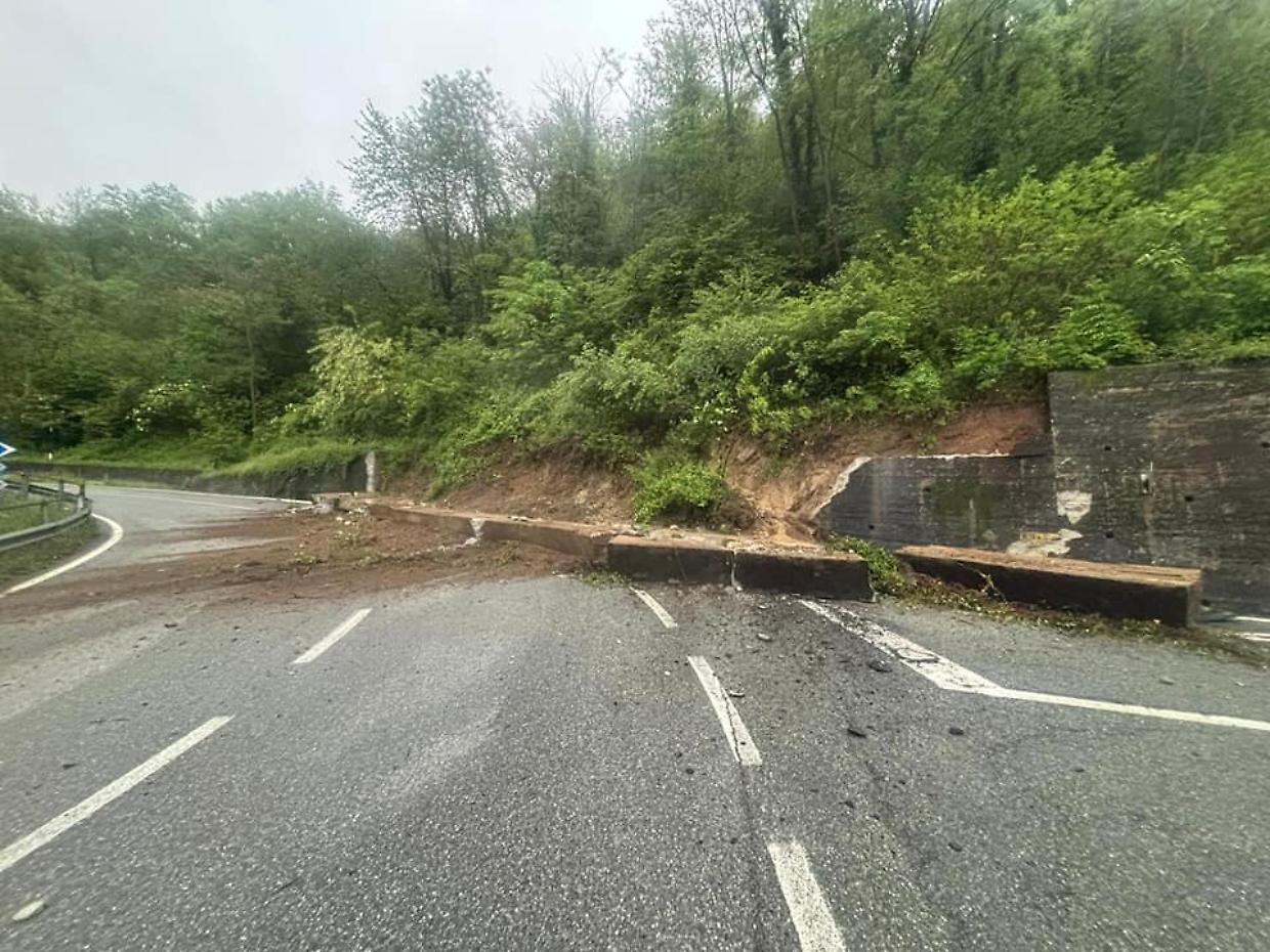 Crollo del muraglione di Borgofranco di Ivrea (Fonte Facebook)