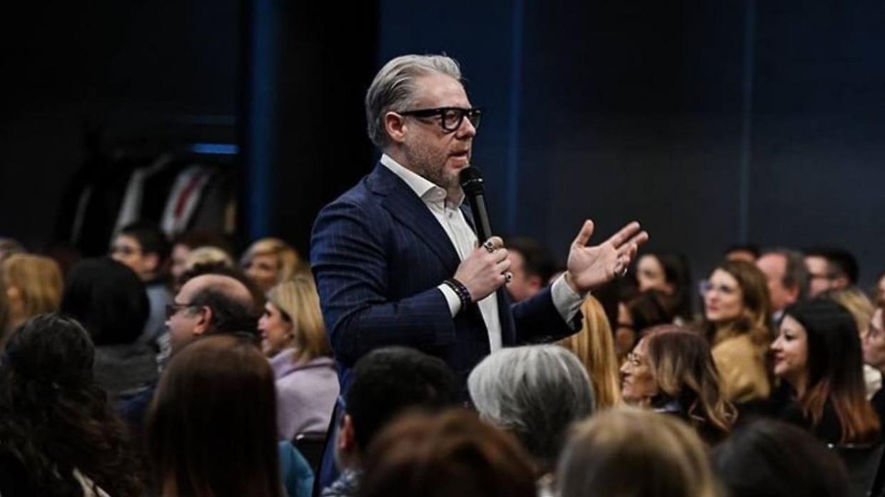 Torino accoglie Paolo Borzacchiello: sold out la data al Teatro Colosseo