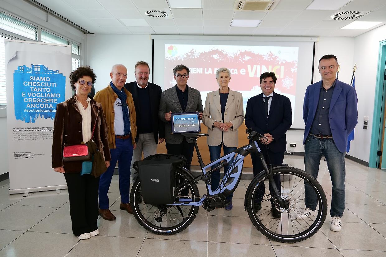 La premiazione dei vincitori della Lotteria "Ricerca la Fortuna" dell'Istituto di Candiolo