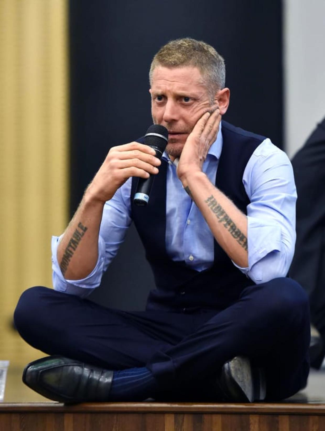 Stellantis, 4,7 miliardi per Elkann e soci. Ecco quanto incassano Lapo e Ginevra (senza fare nulla)