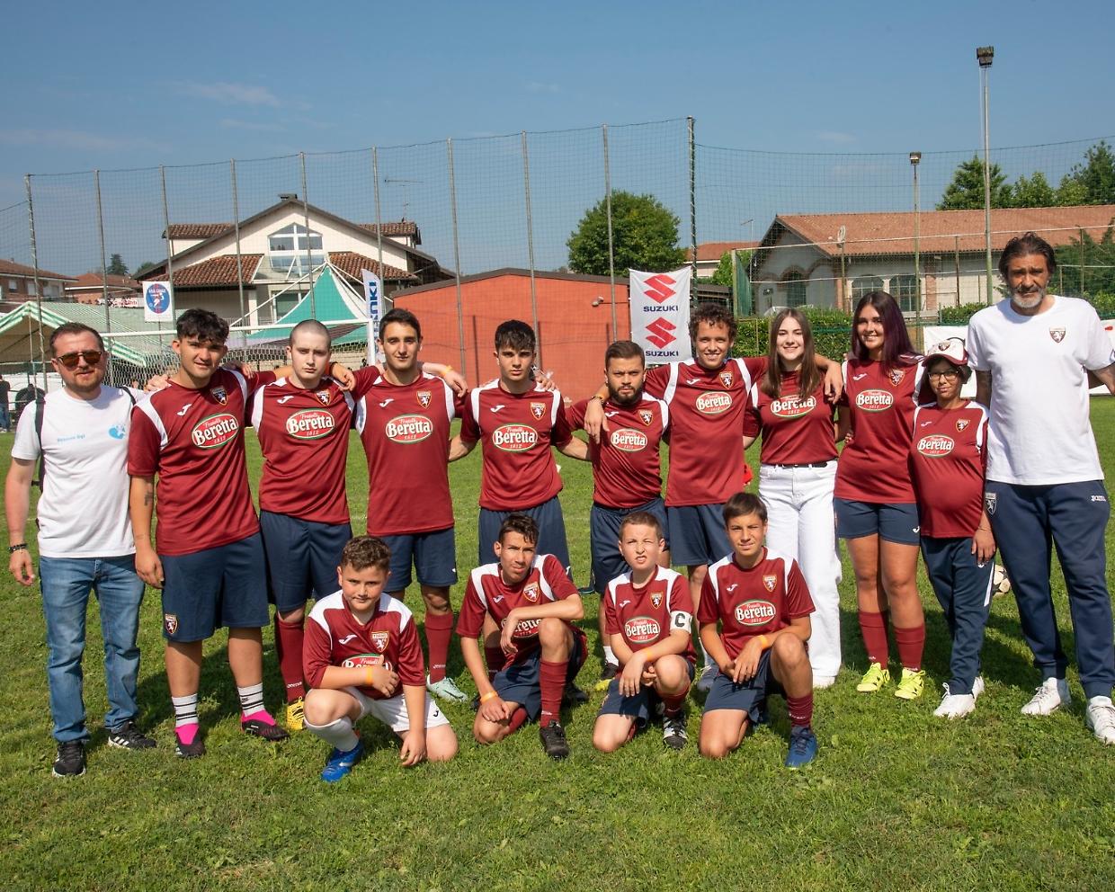 La squadra 100% UGI dei ragazzi guariti da tumore scende in campo allo stadio Filadelfia nel Torneo dell’amicizia