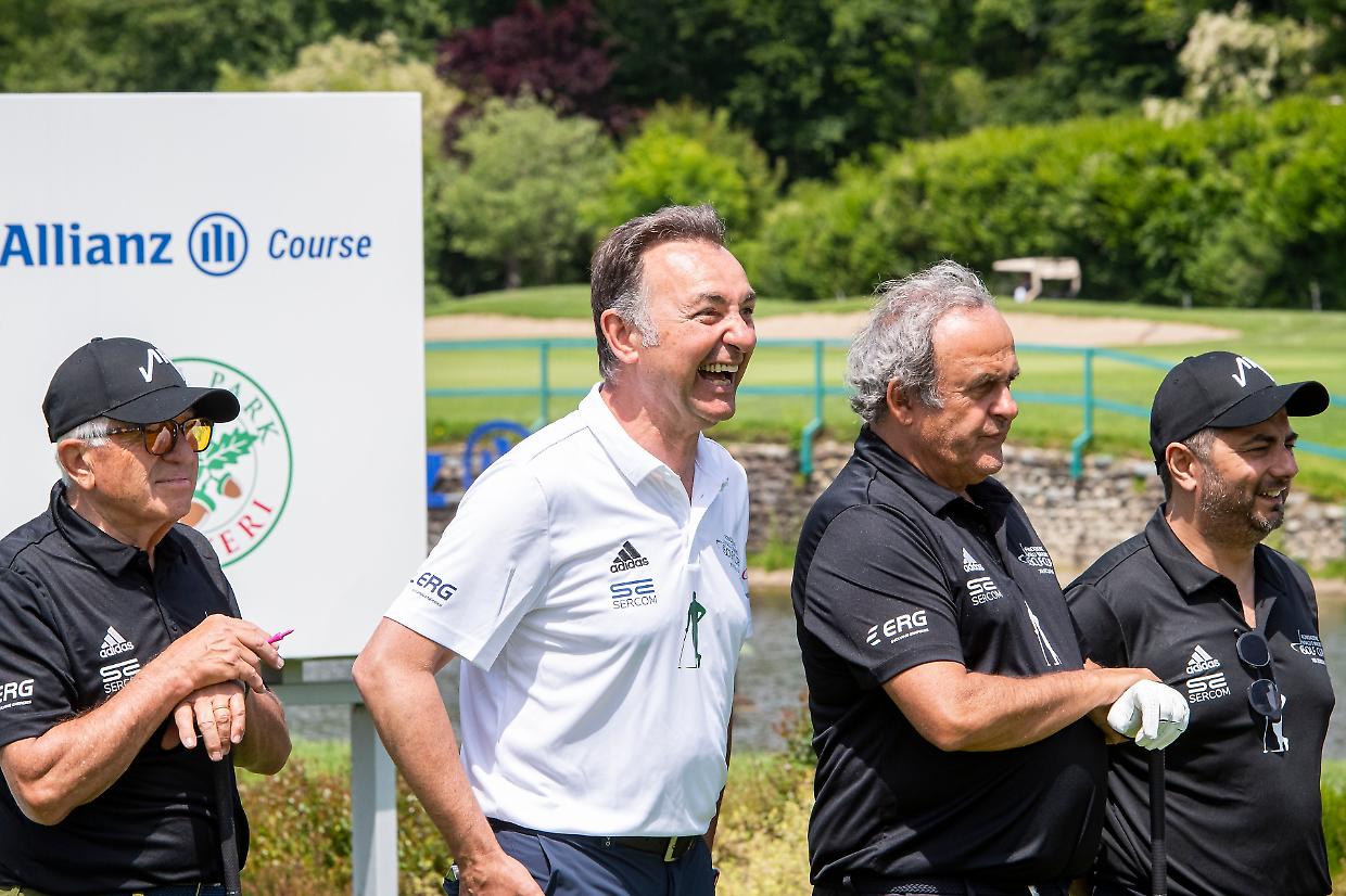 Campioni sul green nel nome di Gianluca Vialli. Platini sulla Juve: "Doveva tornare in Champions e ci è riuscita...Ecco come la penso su Thiago Motta..."