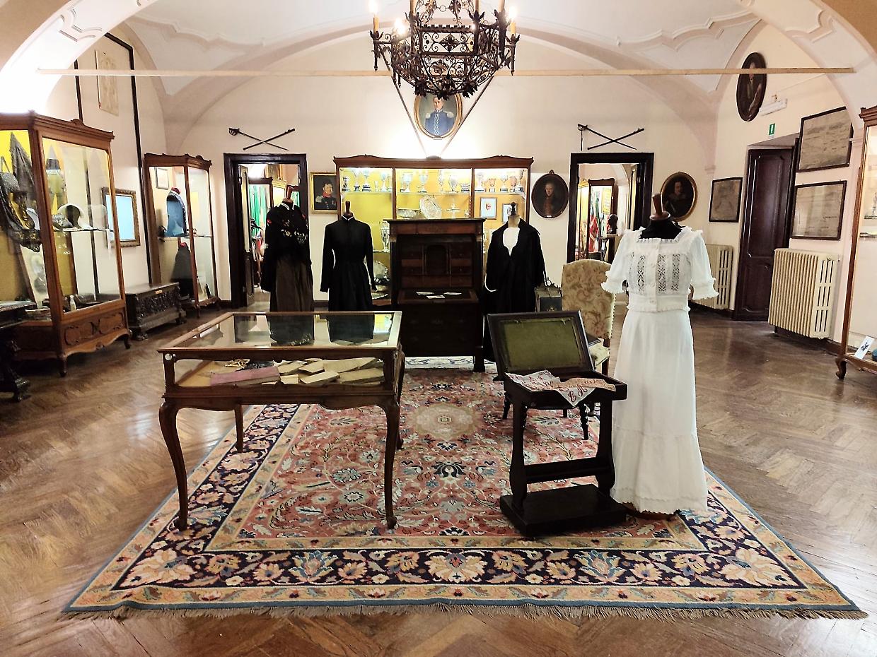 "Eleganza in Uniforme": Moda e Storia Militare al Museo della Cavalleria di Pinerolo