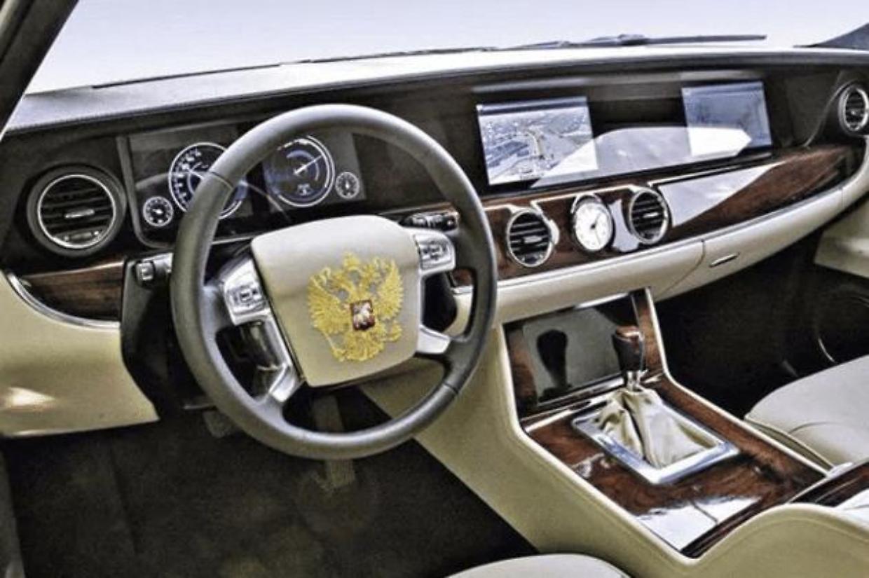 Dalla limousine di Putin ai microchip: che ne sarà dei 60 lavoratori?