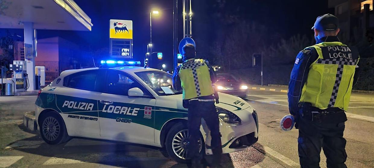 I due minorenni sono stati rintracciati dalla polizia locale e dai carabinieri
