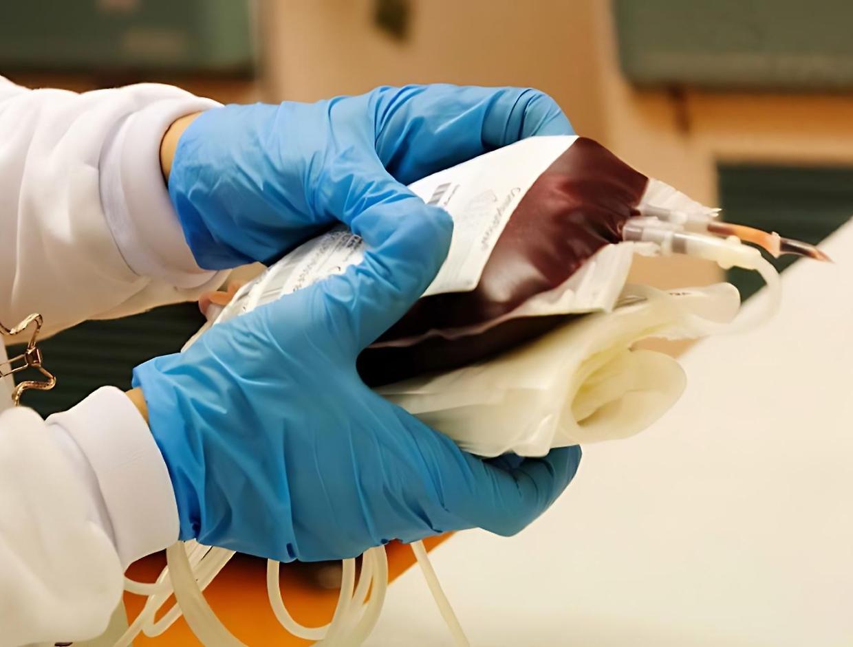 Il sangue è vita, ma non basta: solo 120mila donatori in Piemonte