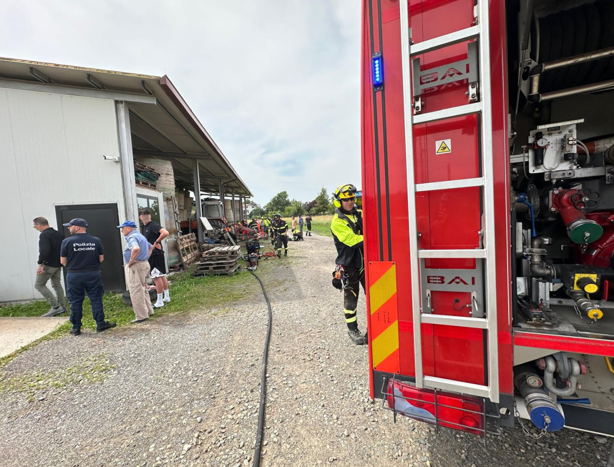 Paura in un'azienda agricola per un 45enne colpito da un girafieno