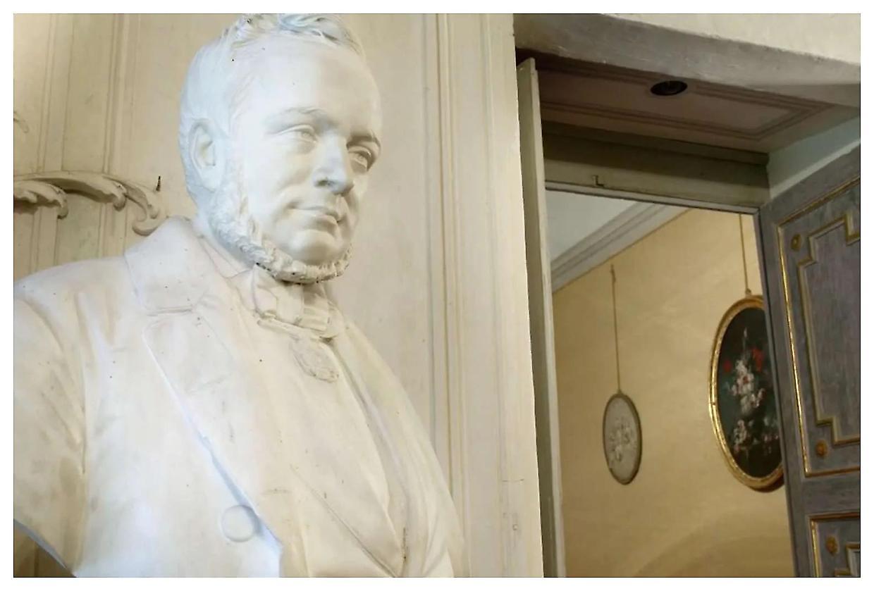 Cavour cittadino onorario di Santena, l'associazione: «Ci hanno ignorato»