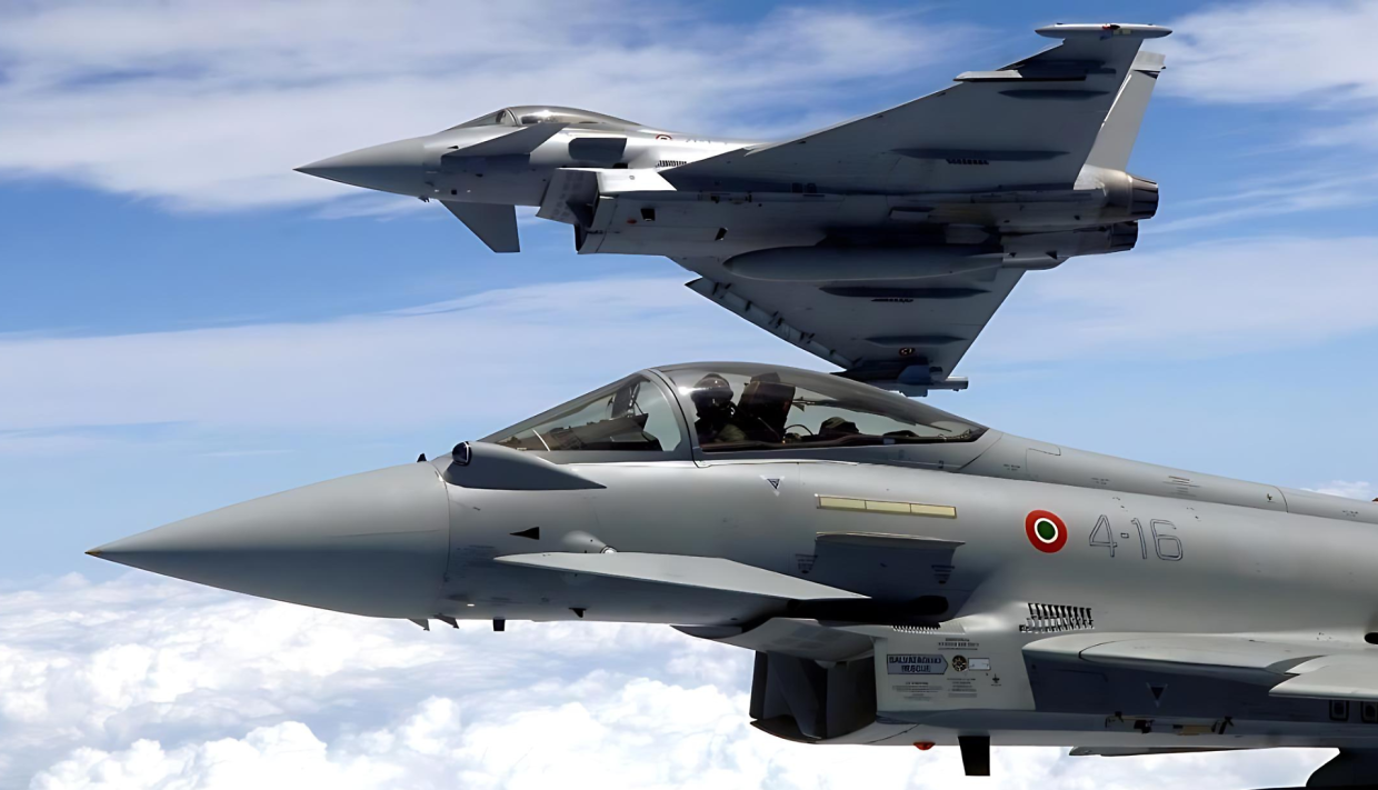 Boom di ordini per gli Eurofighter del futuro realizzati da Leonardo nel polo di Caselle