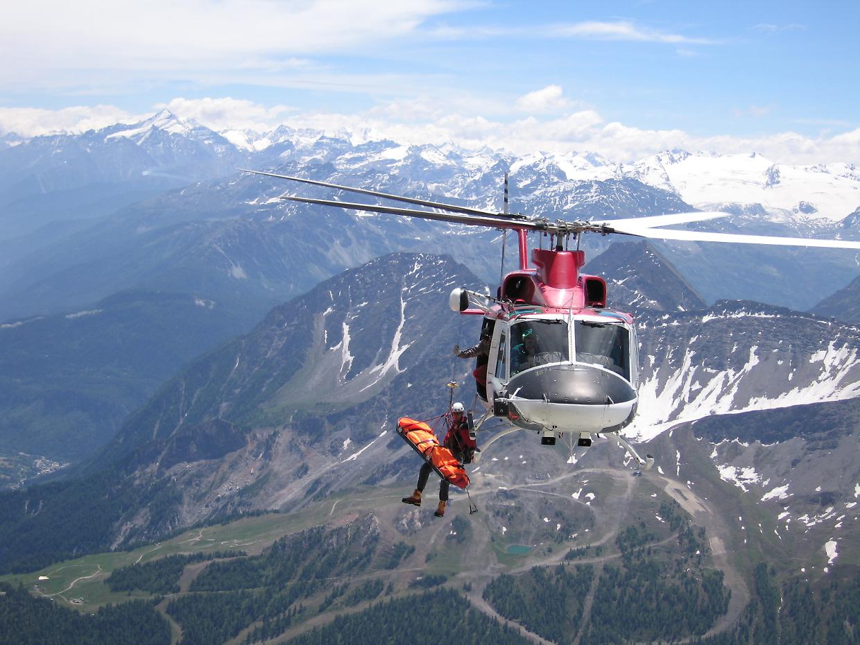 Incidenti in montagna, recuperato il corpo di un altro alpinista. E' la terza vittima in un solo giorno