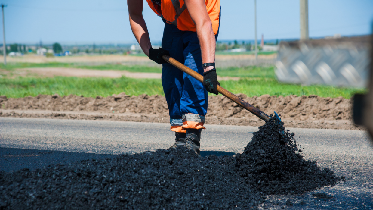 Chieri investe sulla viabilit&agrave;: nuove asfaltature, marciapiedi e piazze, pi&ugrave; sicurezza per tutti