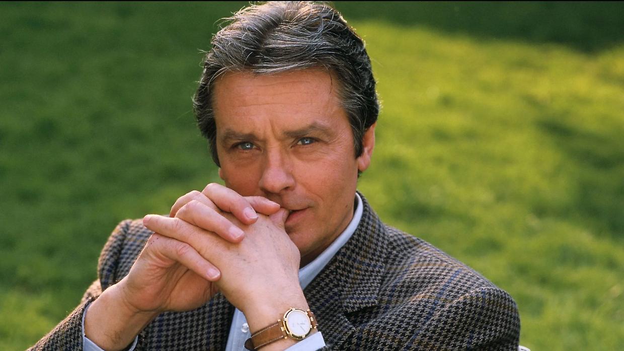 L’ultima lettera di Alain Delon: “Ho vissuto tutto, ma una sola cosa brilla ancora: voi"