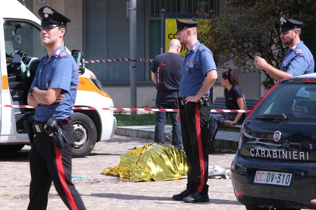 +++ Collegno: spara alla moglie e poi si suicida +++