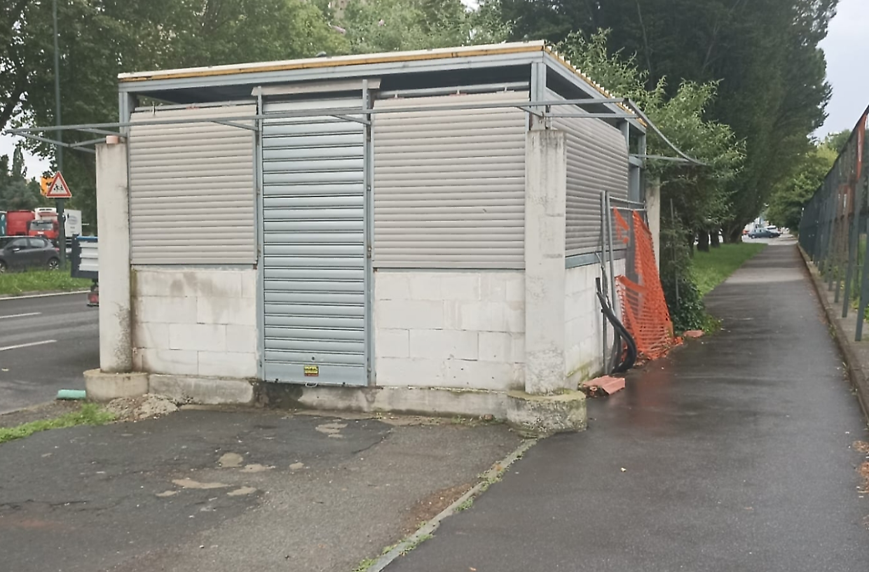 Demolizione del chiosco di corso Vercelli rinviata all&rsquo;estate