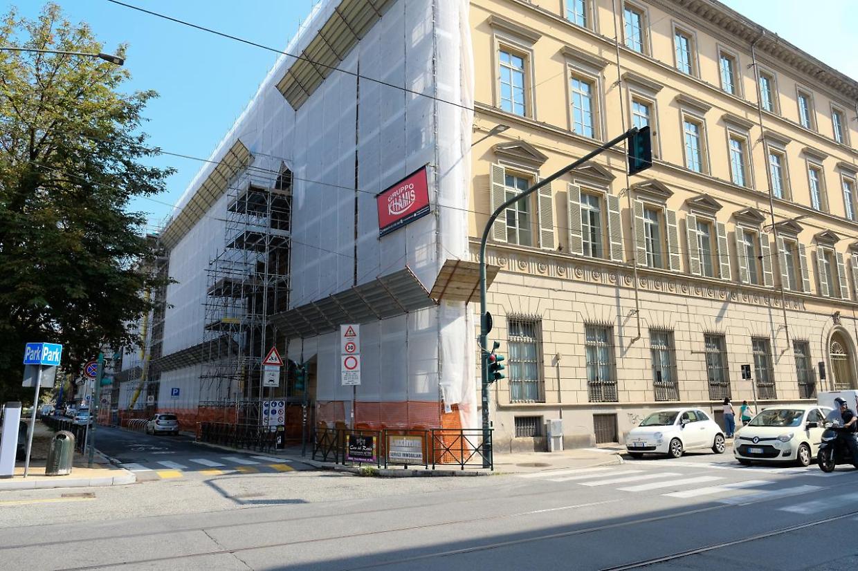 Il controviale di corso Marconi