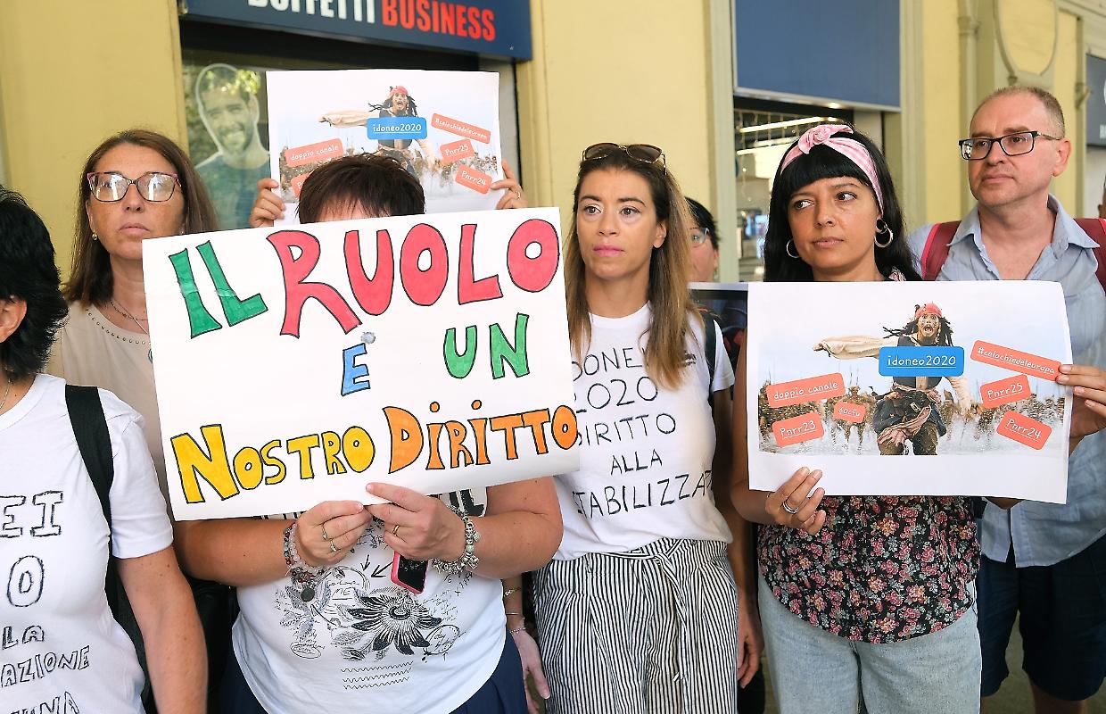 Protesta precari della scuola
