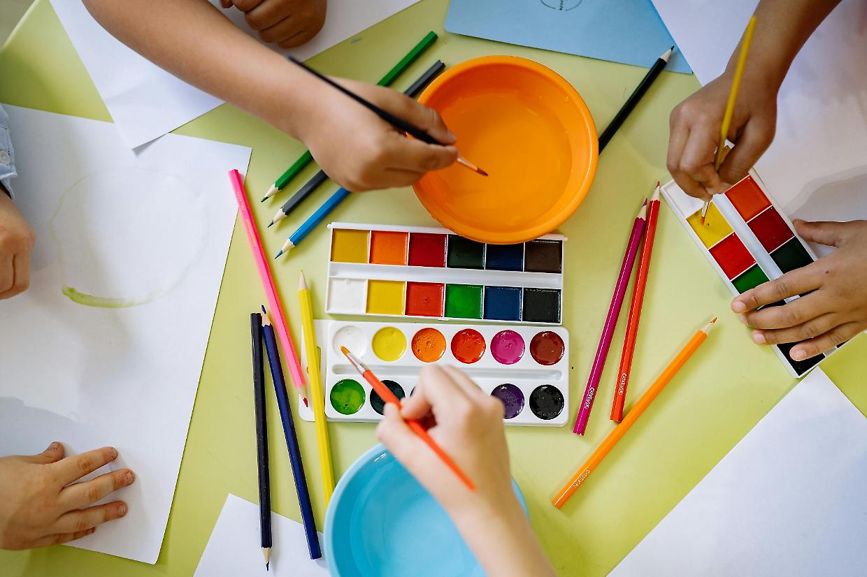 Raccolta materiale scolastico per le famiglie in difficoltà