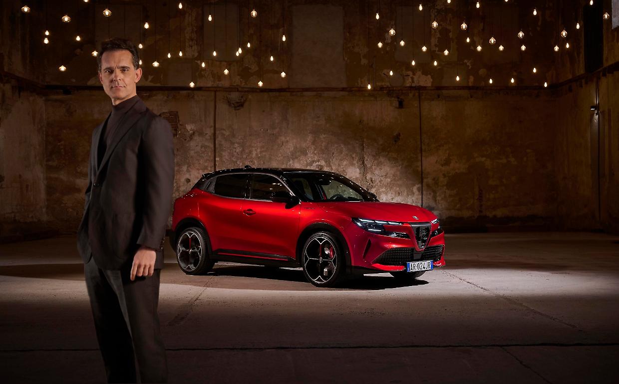 Una star de La Casa di Carta per l'Alfa Romeo Junior ECCO IL VIDEO