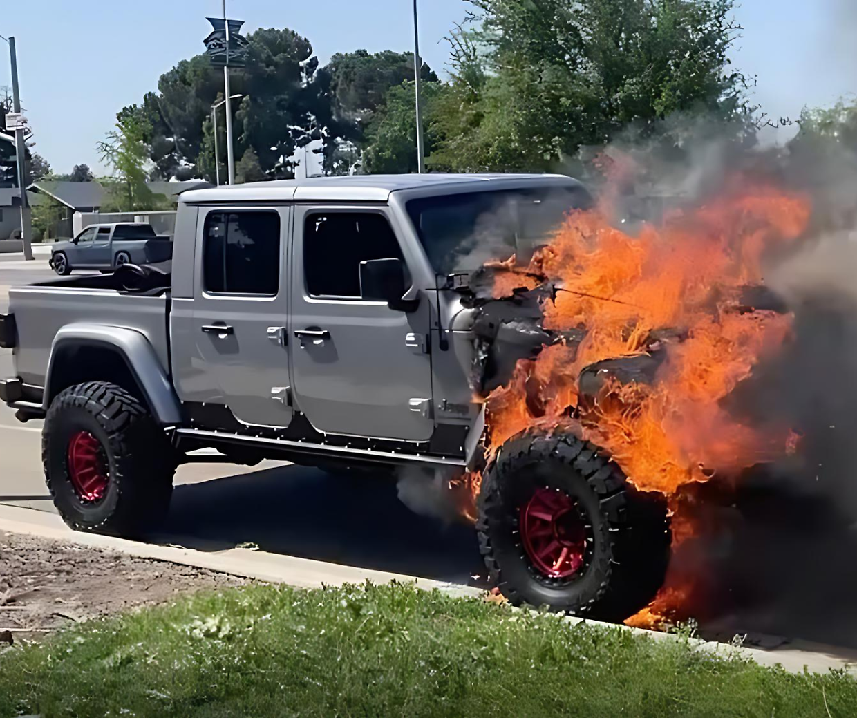 Stellantis, dopo gli airbag i motori a fuoco: nel mirino 800mila auto