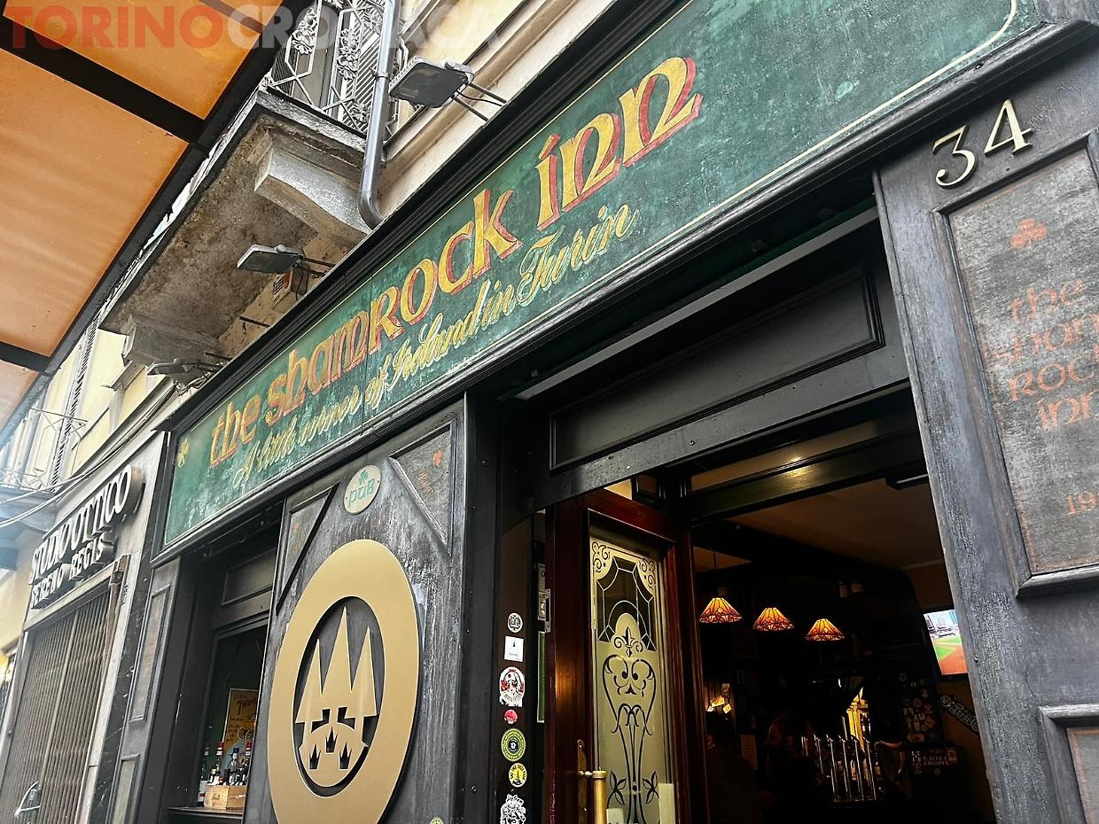 Chiude lo “Shamrock” Appartamenti al posto del pub degli Erasmus