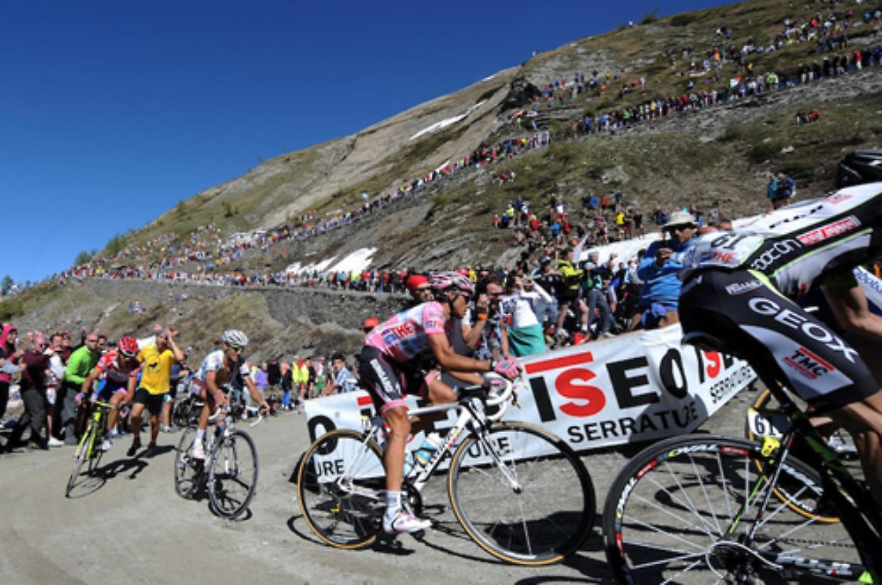 Tour de France e Giro d'Italia 2025 si contendono il Sestriere