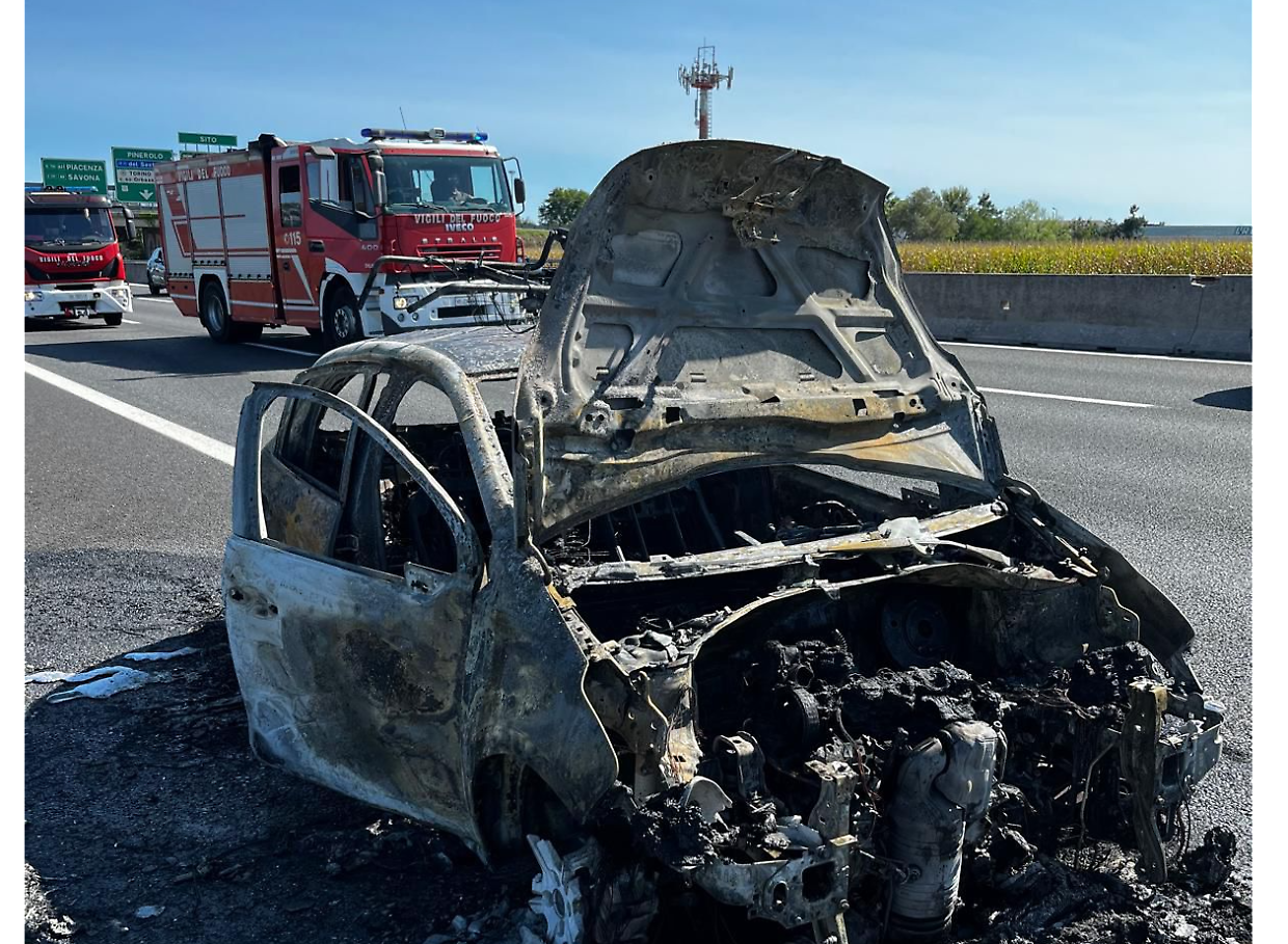 Incendio sulla Tangenziale
