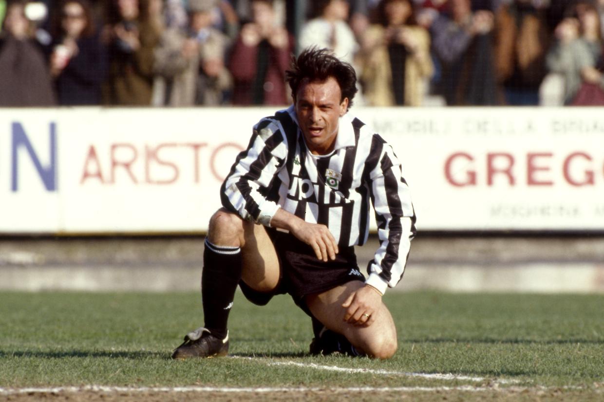 Dalla testata a Roberto Baggio al videogioco di Montezemolo: gli anni di Totò Schillaci a Torino