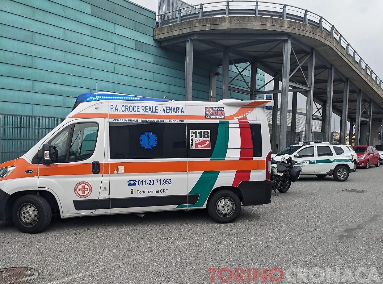 Scomparso da tre giorni, ritrovato ferito in un cunicolo sotto il centro commerciale 