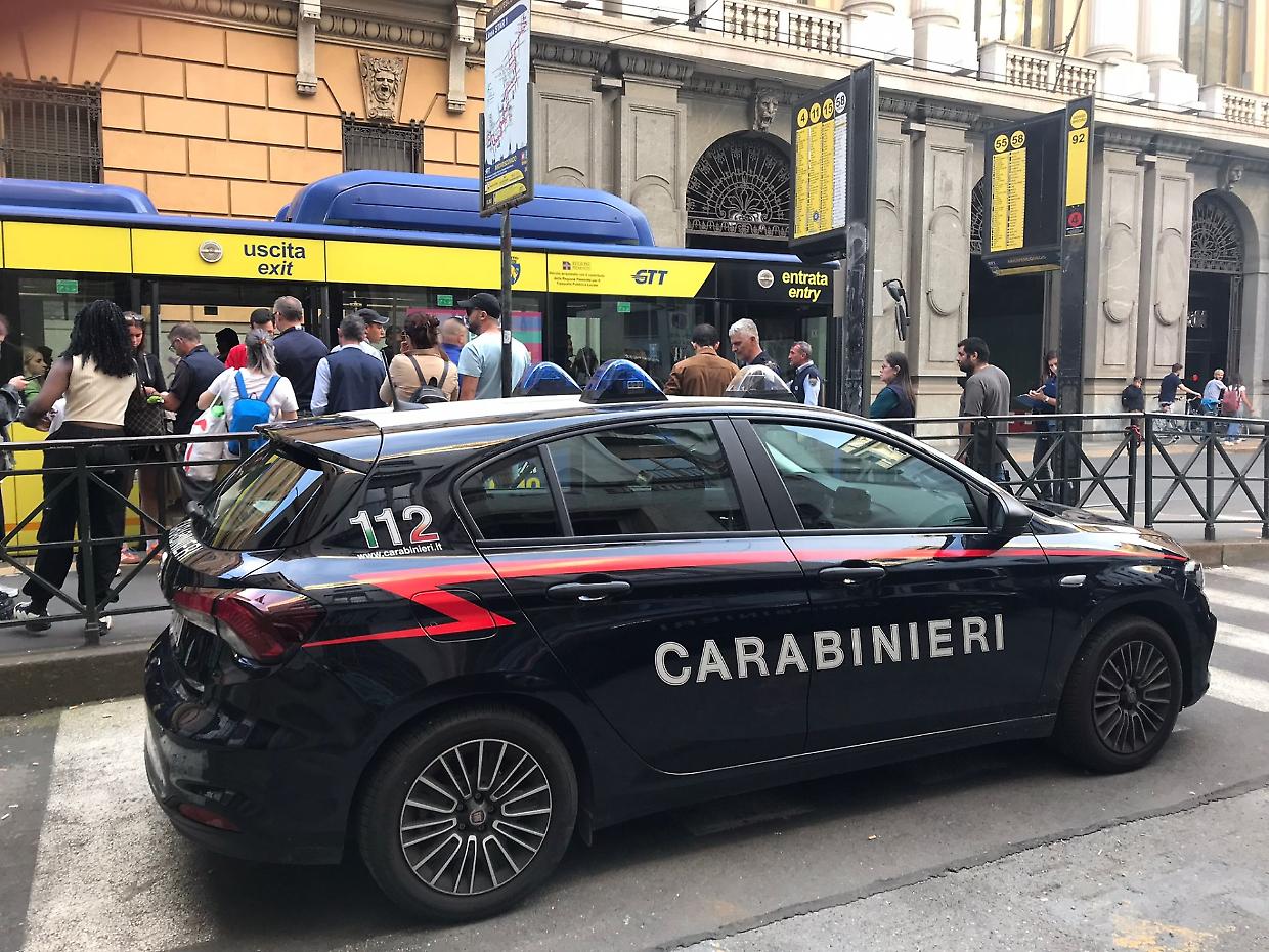 Quasi 200 multe sui pullman e sui tram. Stretta contro i "portoghesi"