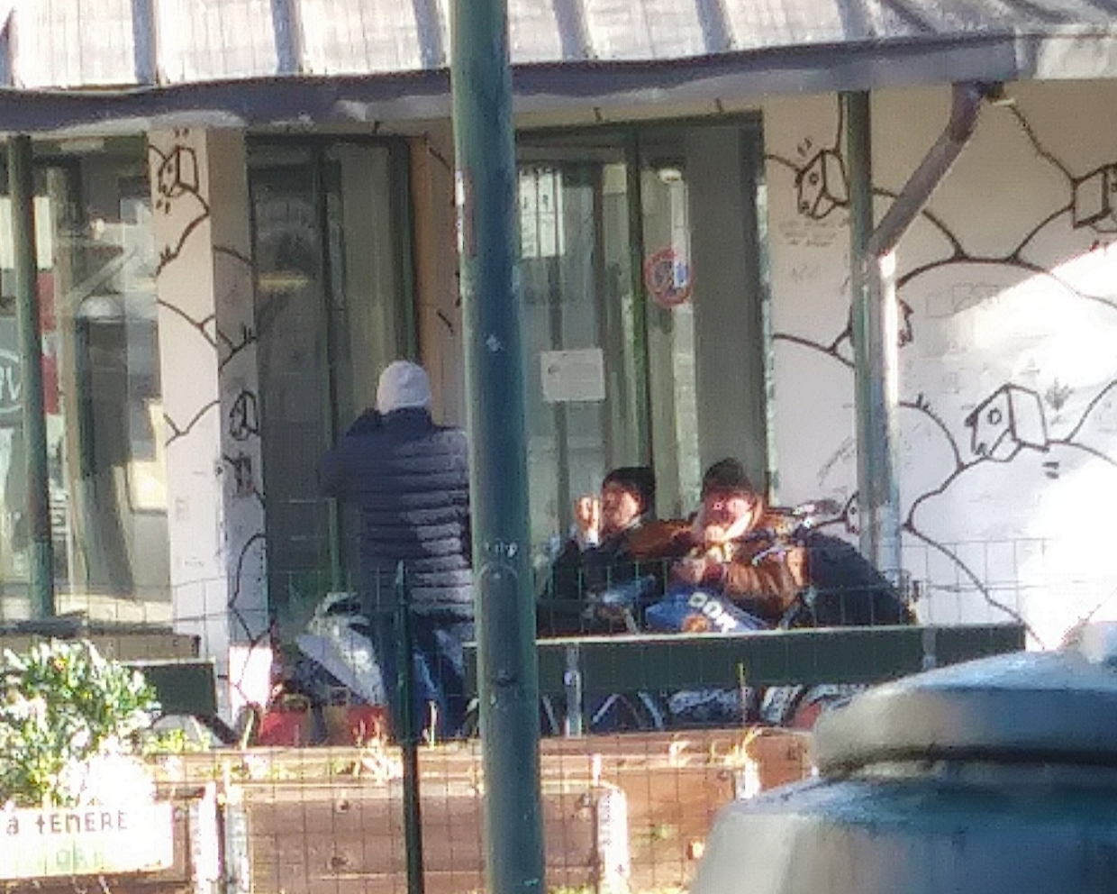 Clochard in piazza Risorgimento