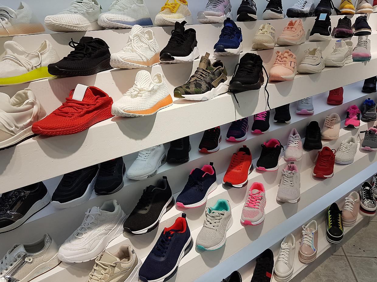 Scarpe&Scarpe, gli eredi del fondatore patteggiano per il crac milionario