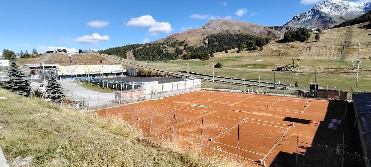 Il nuovo albergo del Sestriere sorgerà al posto dei campi da tennis e della pista da pattinaggio