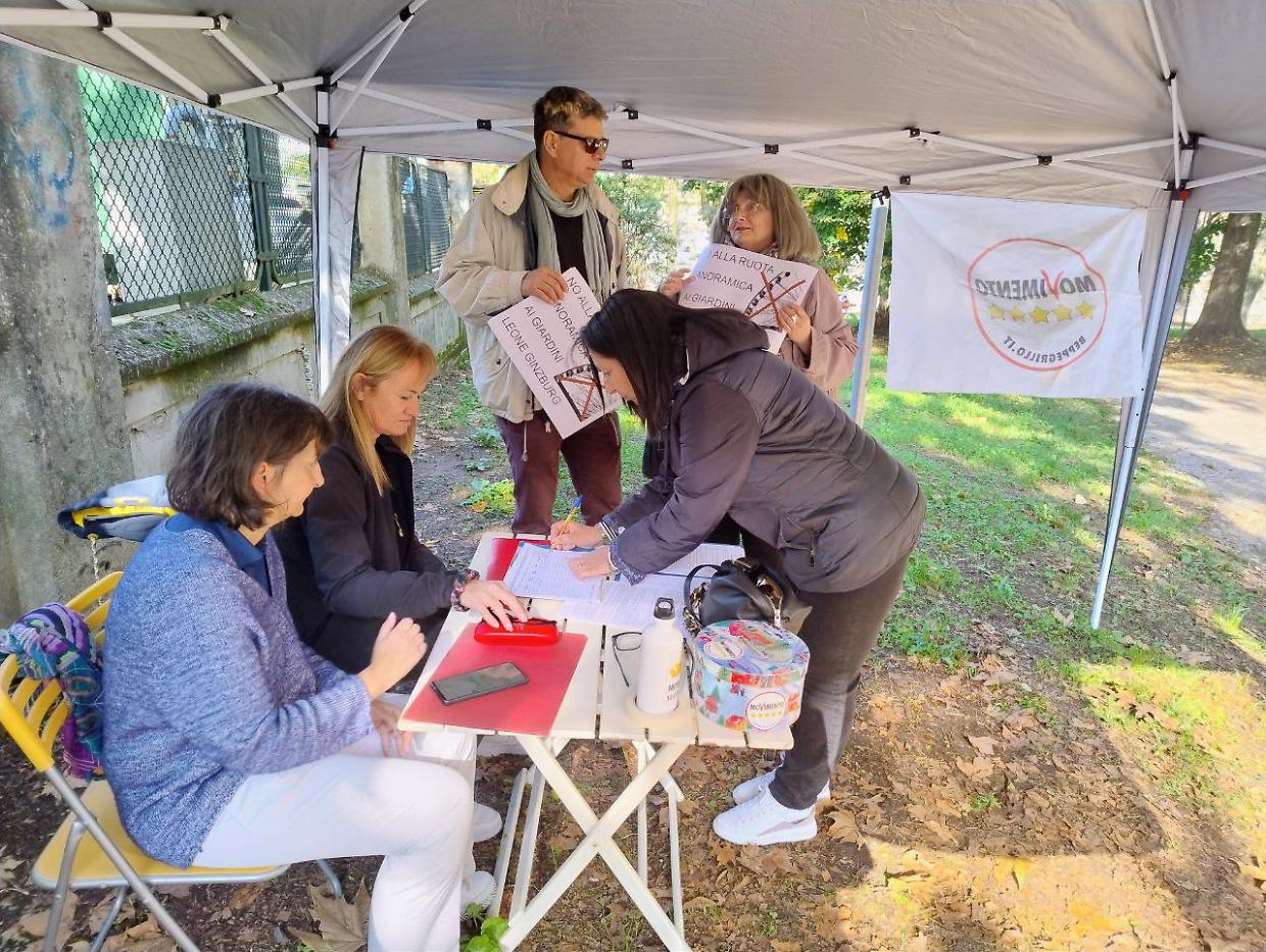 Ai giardini Ginzburg si raccolgono le firme contro il progetto della ruota panoramica