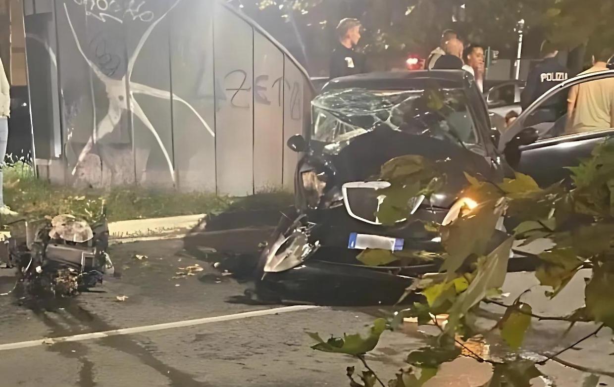 Si schianta con l'auto in corso Francia: era ubriaco marcio