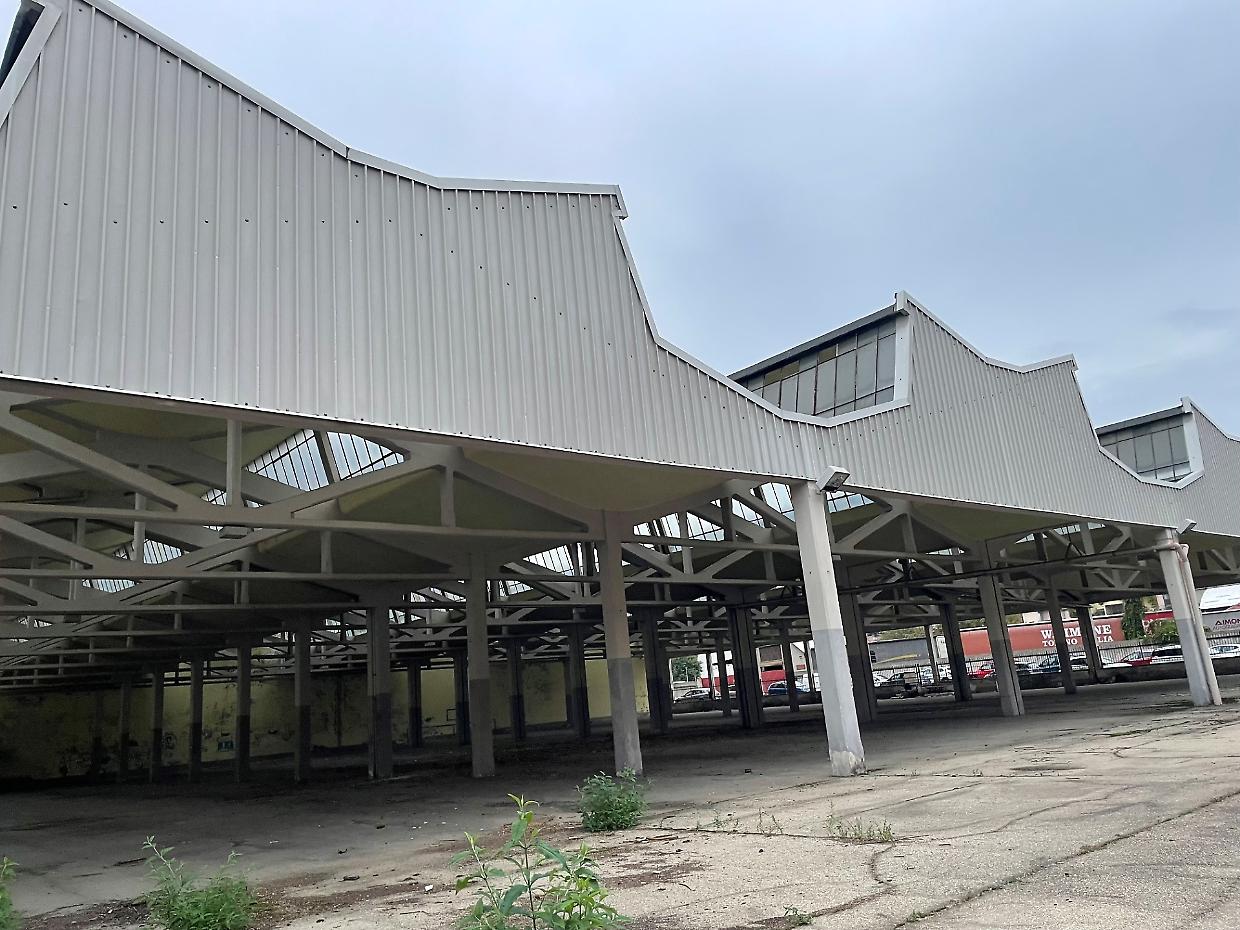 Tettoia di via Pepe: abbandono ventennale