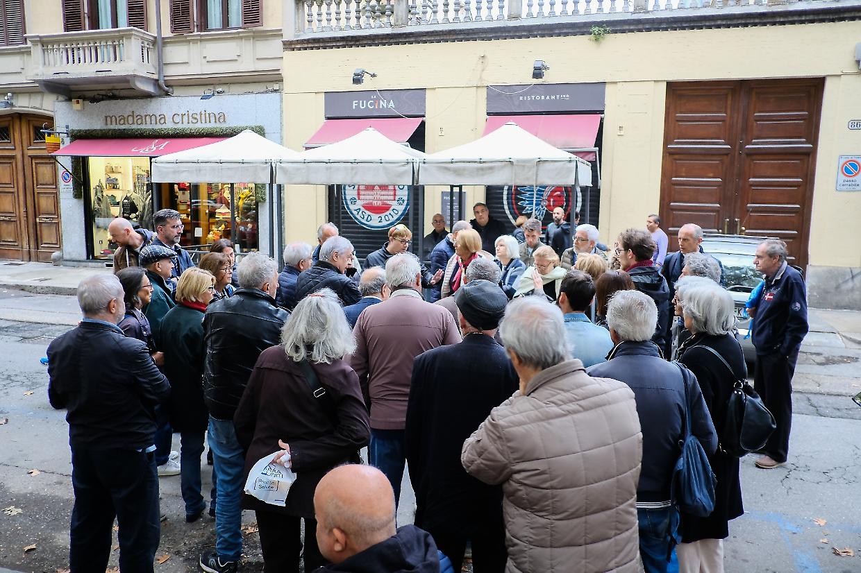 Piazza Govean tra multe e proteste: «La pedonalizzazione è stata un fallimento»
