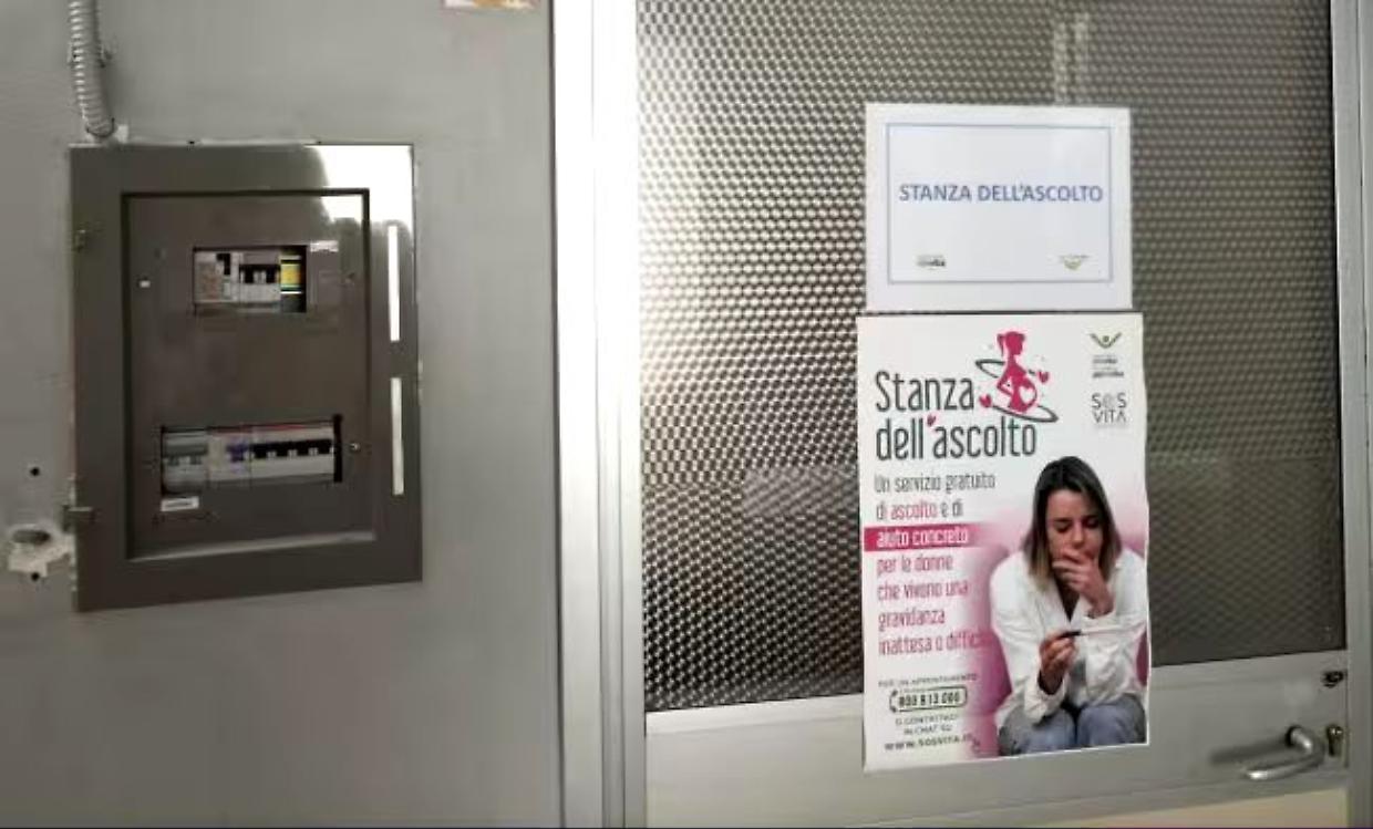 Stanza dell’Ascolto: un rifugio femminista in un dibattito polarizzato