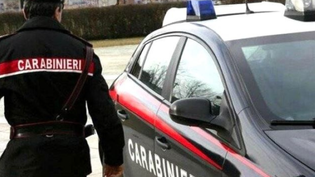 Mistero a Venaria Reale, segnalata una "cassaforte" abbandonata