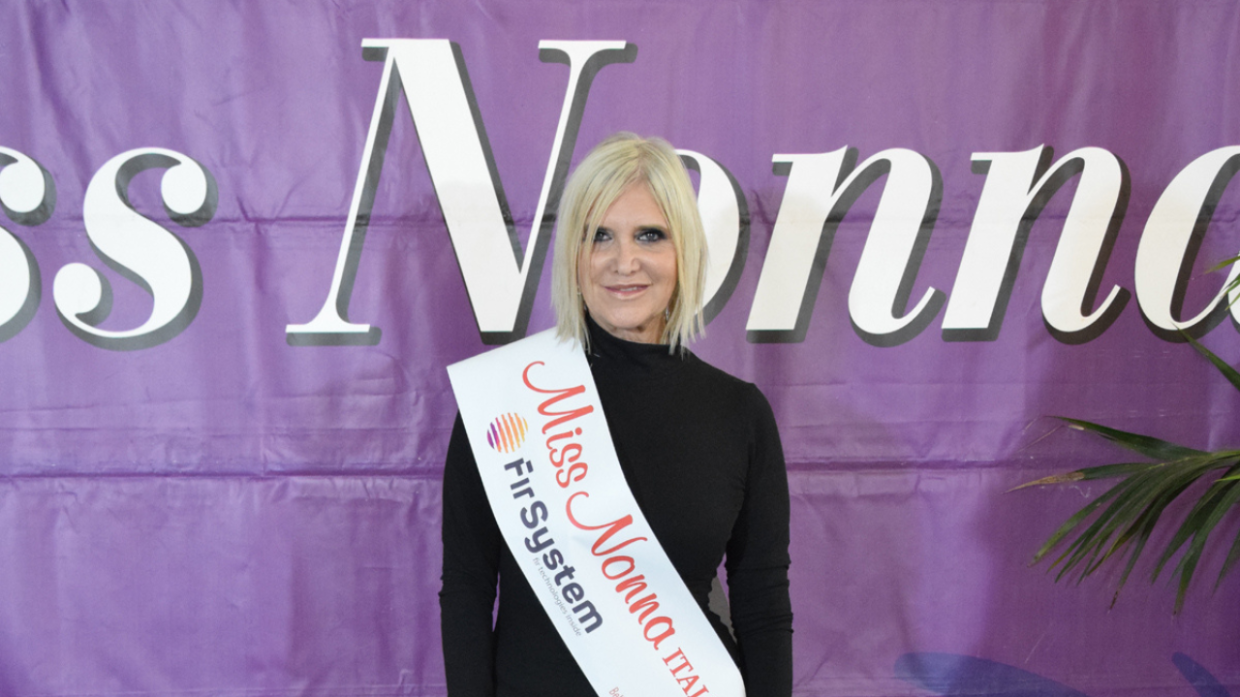Miss Nonna 2024: il trionfo di una nonna torinese. Ecco chi è