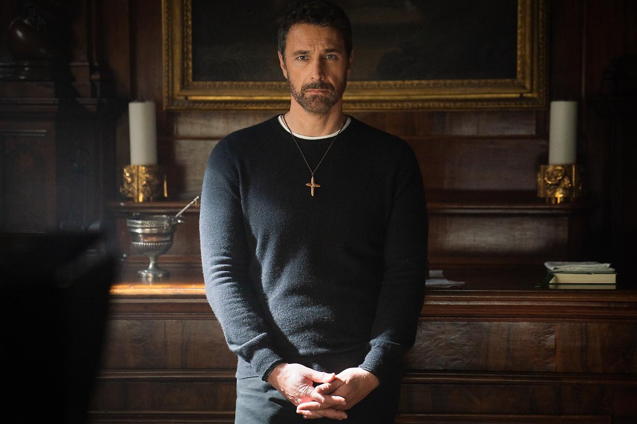 Raoul Bova e "Don Matteo 14": "Senza Terence Hill all'inizio..."