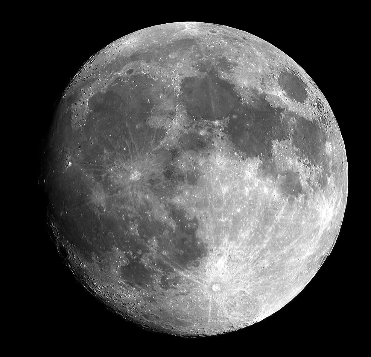 Arriva la superluna. Dopo aurora boreale e cometa, il cielo continua a dare spettacolo