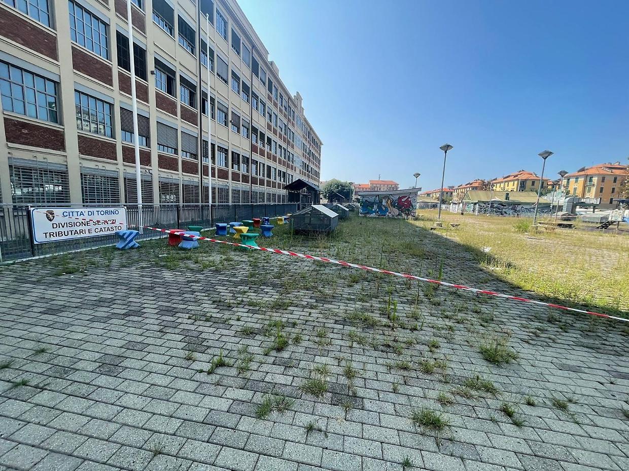 Degrado al Palazzo dei Tributi, ma nel 2025 arrivano i cantieri