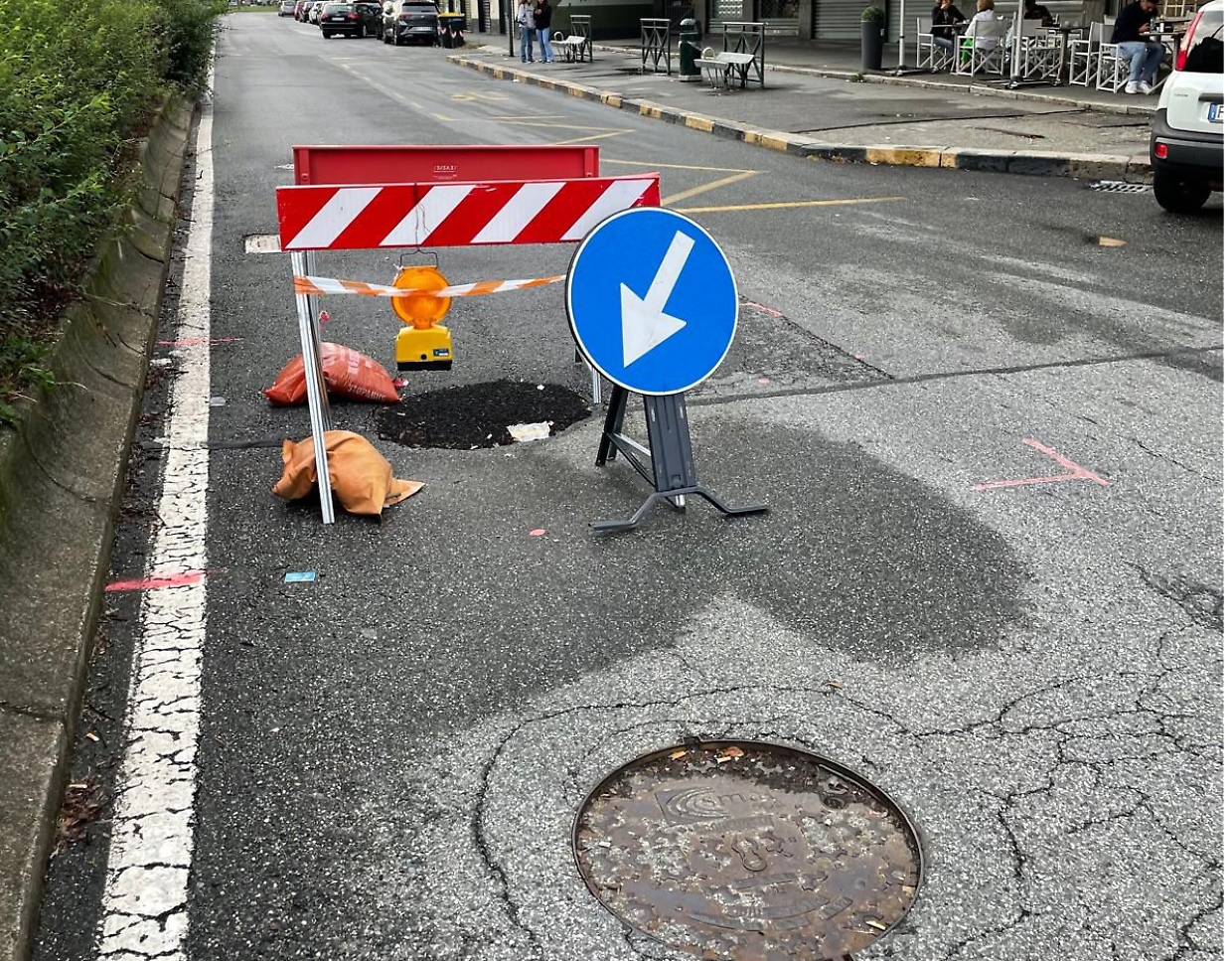 Transenne dimenticate, tra buche e tombini ko: in  città sono 250 i casi
